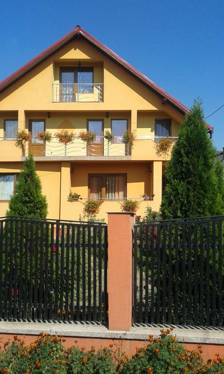 Pensiunea Popan Şieu Exteriör bild