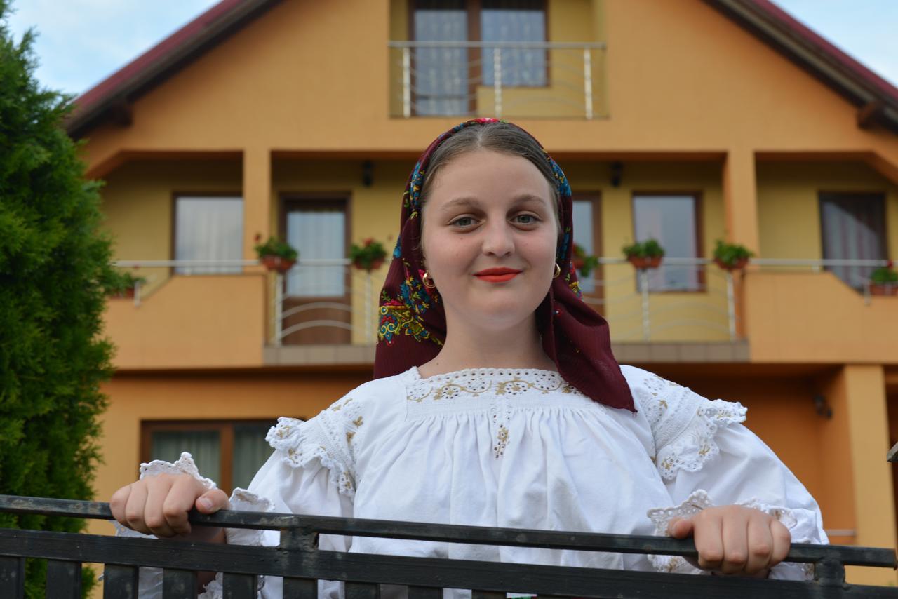 Pensiunea Popan Şieu Exteriör bild