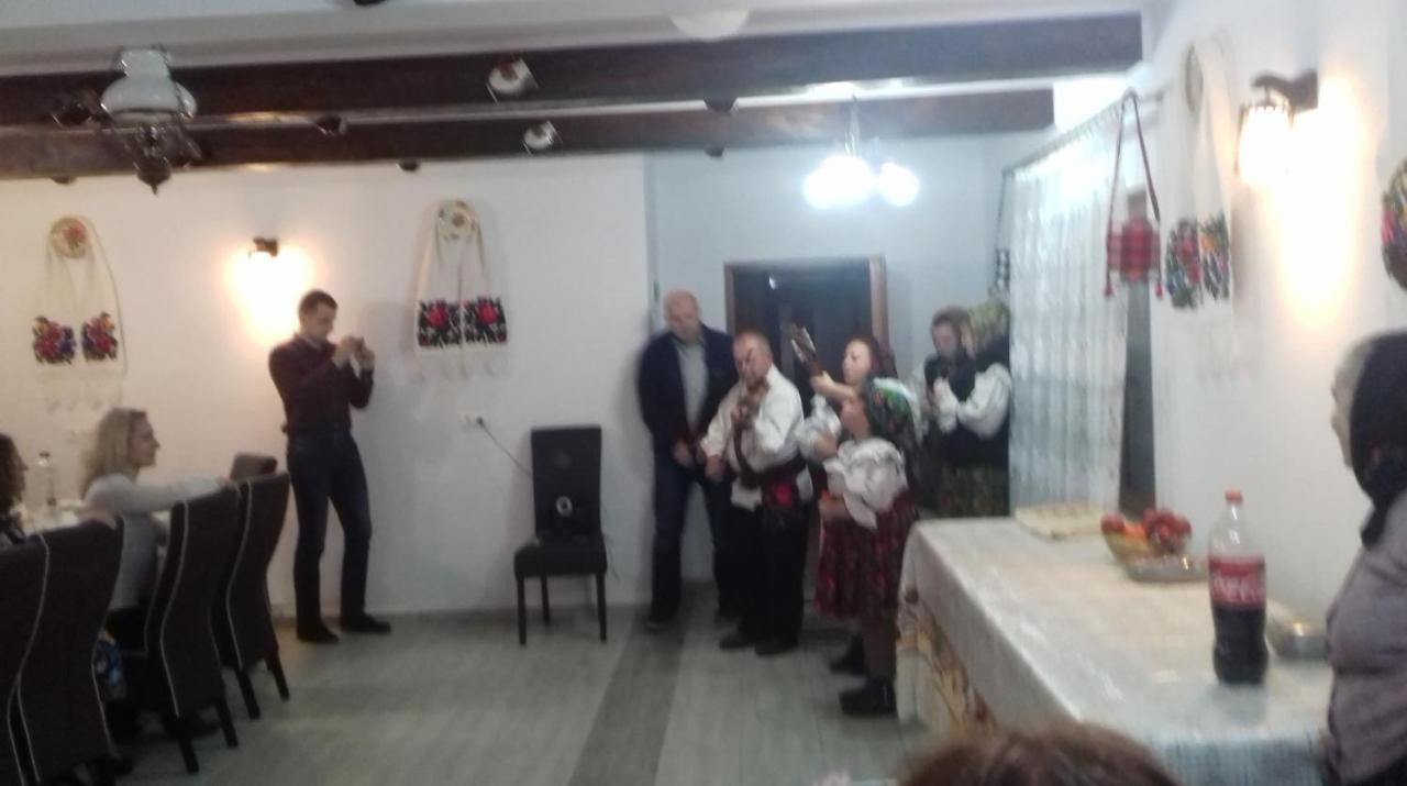 Pensiunea Popan Şieu Exteriör bild
