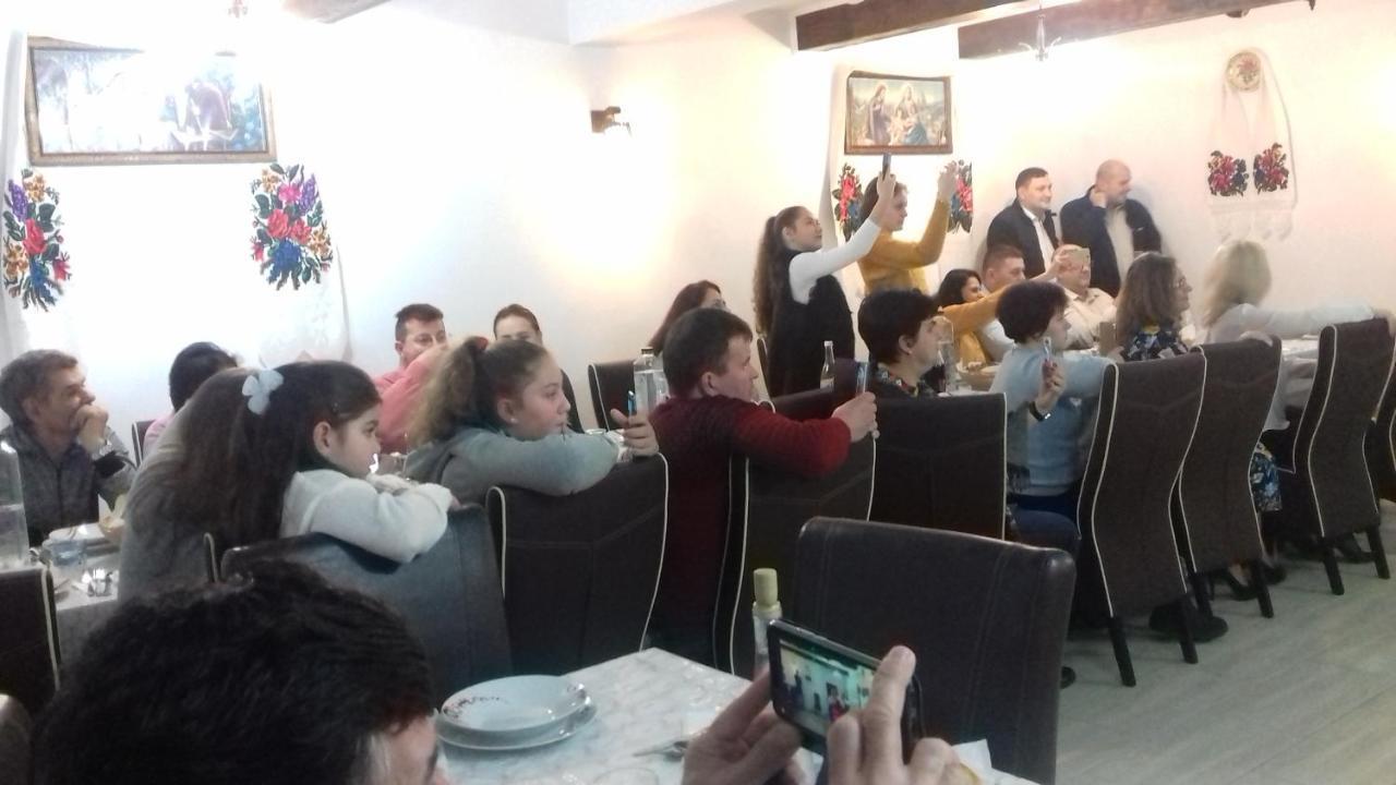 Pensiunea Popan Şieu Exteriör bild