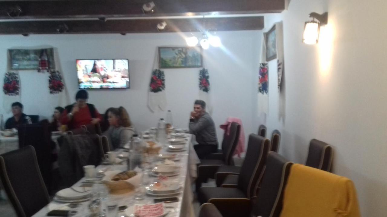 Pensiunea Popan Şieu Exteriör bild