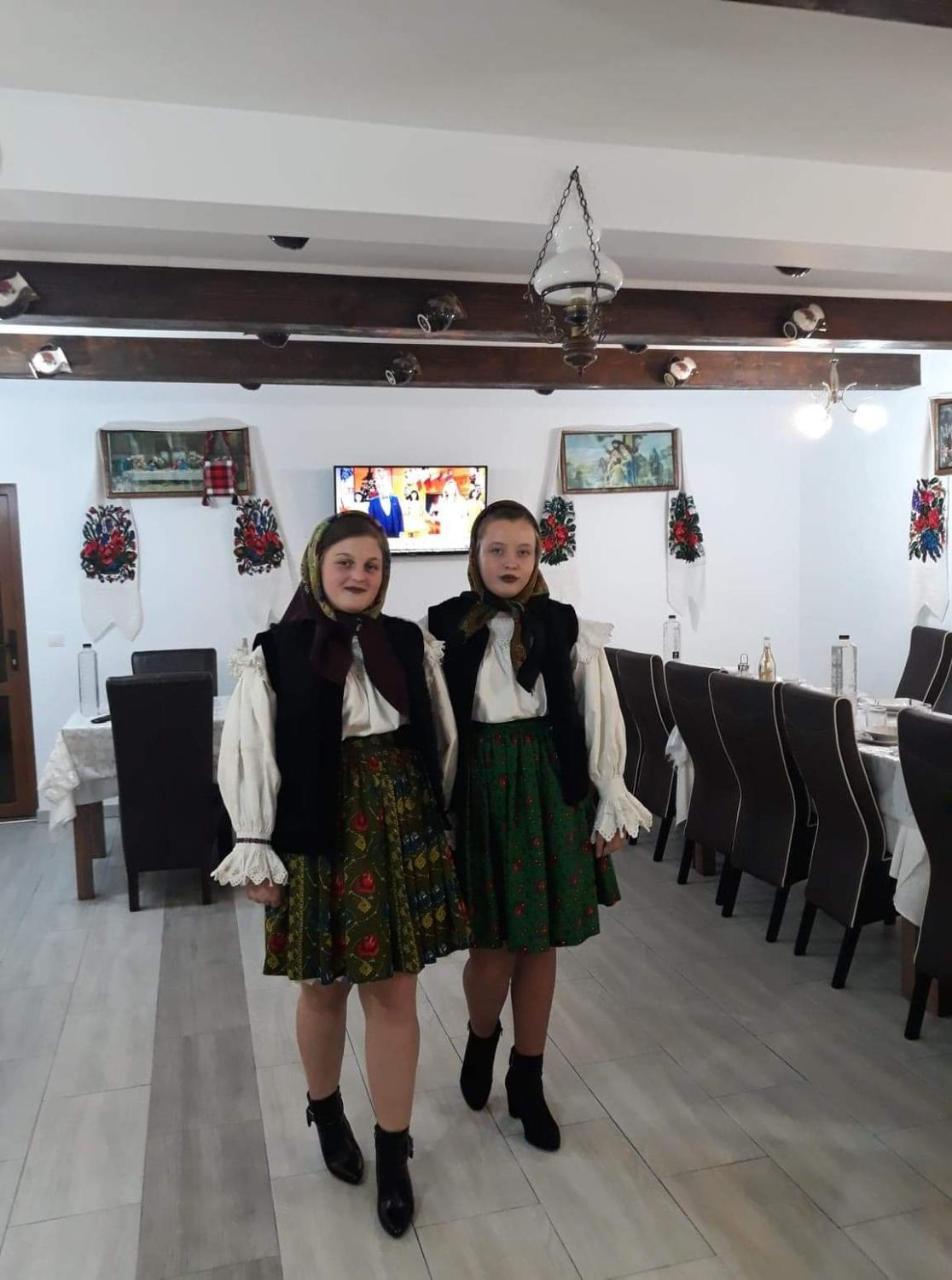 Pensiunea Popan Şieu Exteriör bild